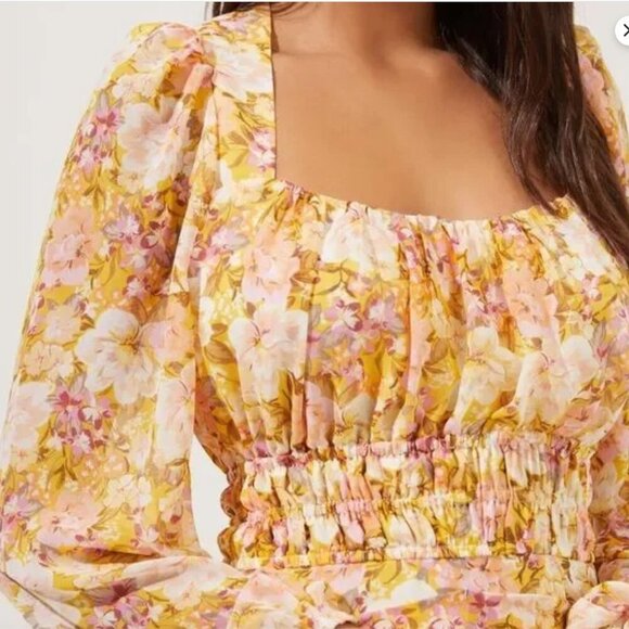 ASTR The Label Women's Small Dress Smoked Waist Ruched Yellow Peach Floral - Picture 4 of 16